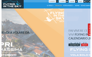 Visita lo shopping online di Flying in the sky