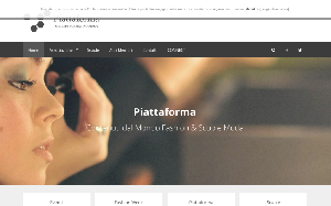 Visita lo shopping online di Piattaforma moda